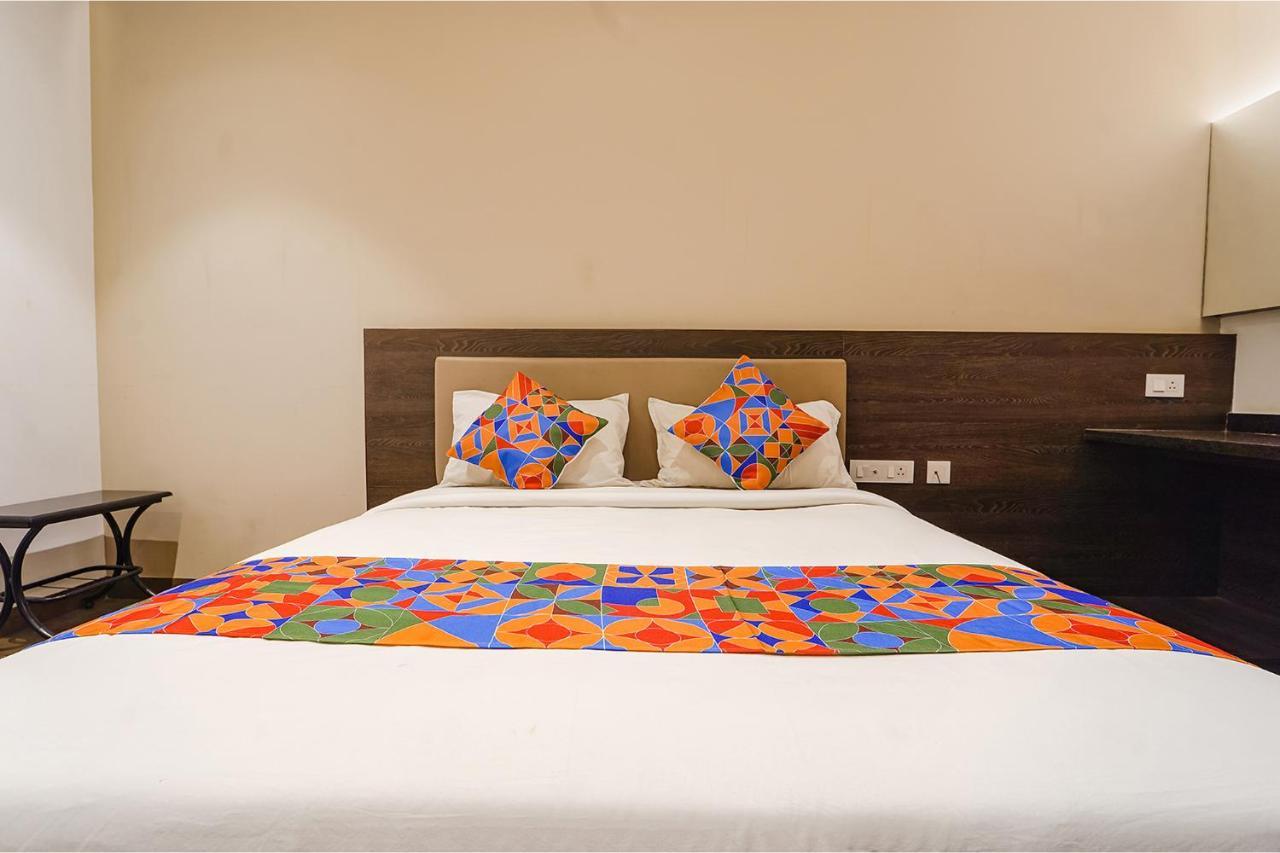 Fabhotel Karpagam - 900M From Nehru Stadium Coimbatore Exterior photo